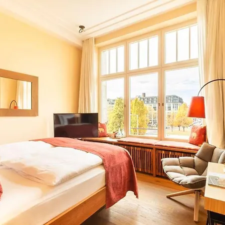 Orania.berlin Hotell *